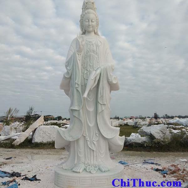 Các mẫu tượng Phật đá Non Nước