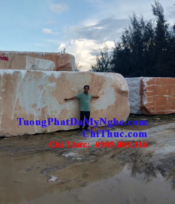 Đá Non Nước - Tượng Phật đá nguyên khối